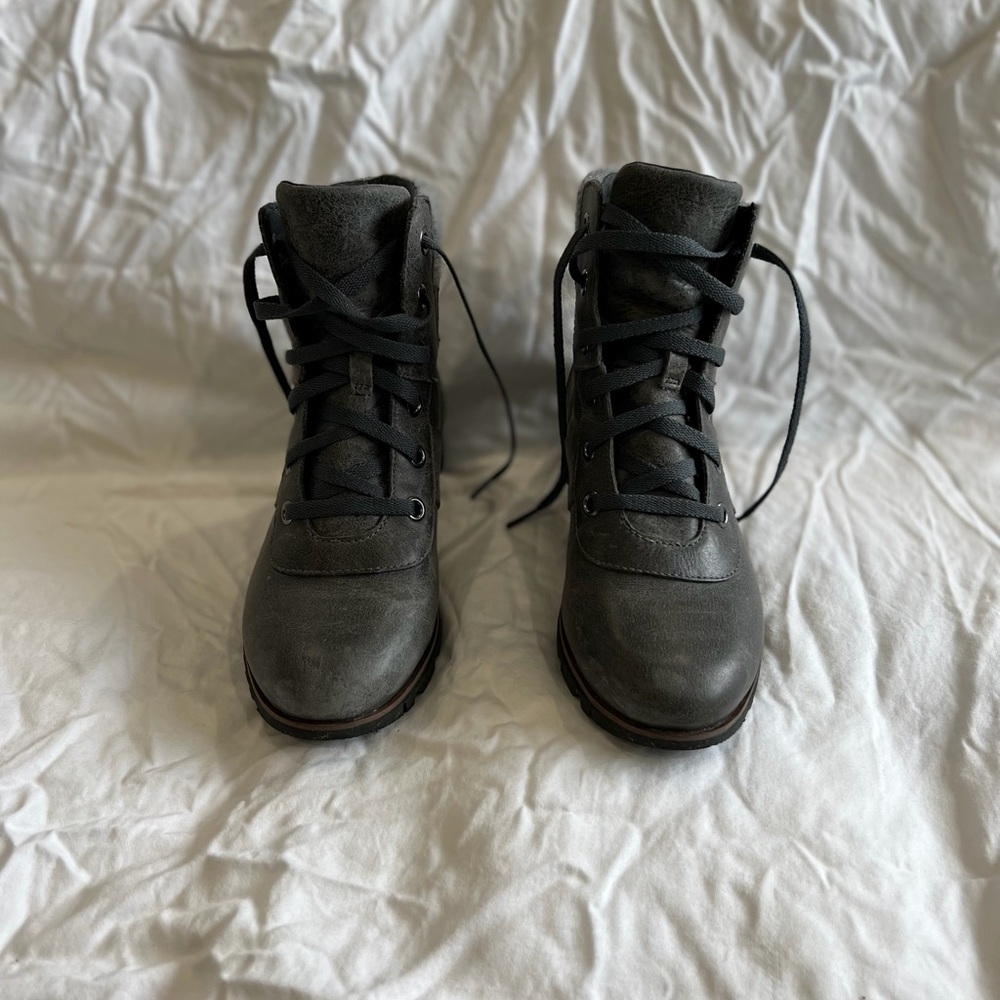 Sorel Harlow Conquest Boot in Quarry, size 8 - Picture 6 of 8